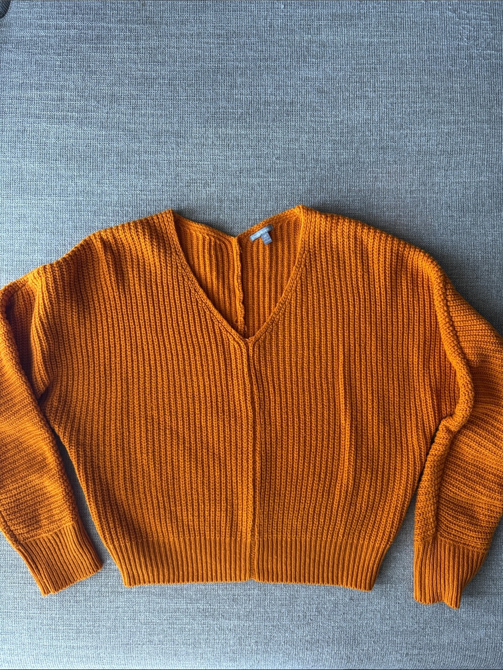 Charlotte Russe Everyday V-Neck Chunky Knit Croptop Sweater in Orange Size M